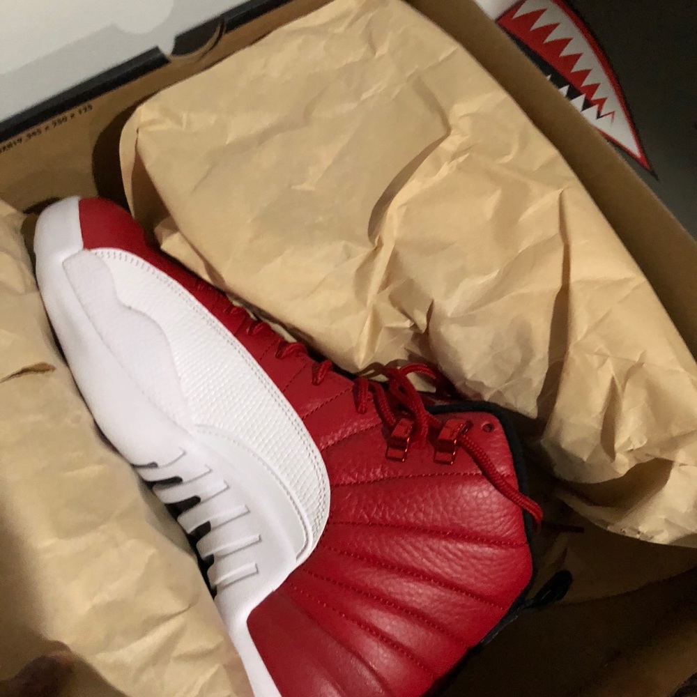 Jordans size 9